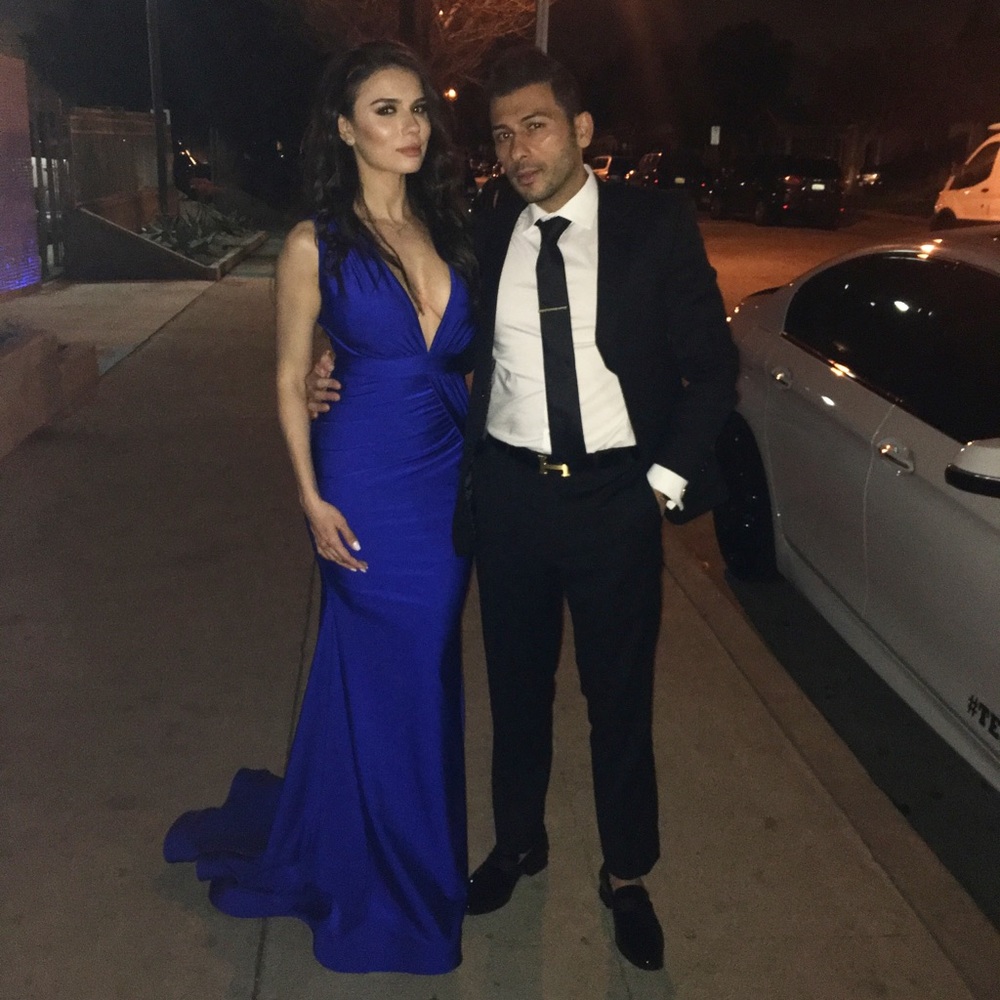 Formal Royal Blue evening gown - Picture 2 of 5